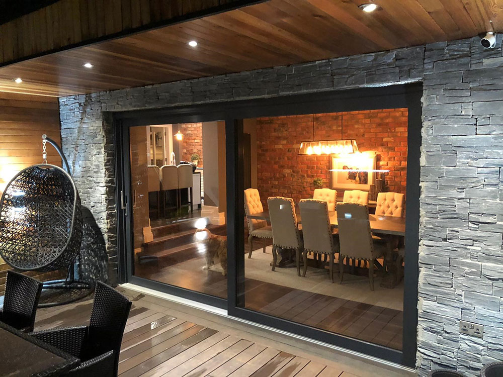 Lift and Slide Doors Malplas